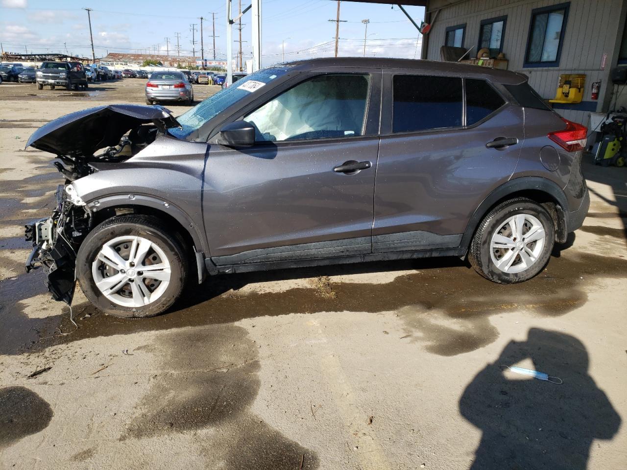 2020 NISSAN KICKS S car image