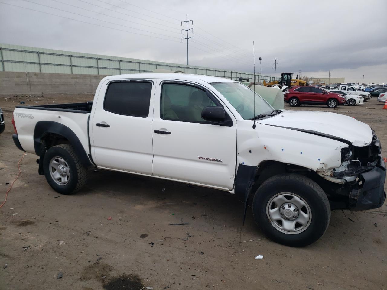 2014 TOYOTA TACOMA DOU - Image 4