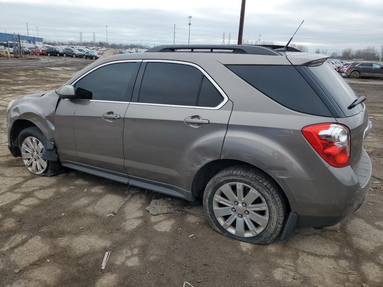 2011 CHEVROLET EQUINOX LT - Фото 2