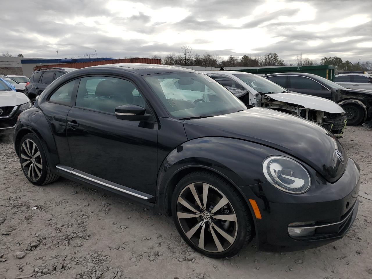 2012 VOLKSWAGEN BEETLE TUR - Image 4