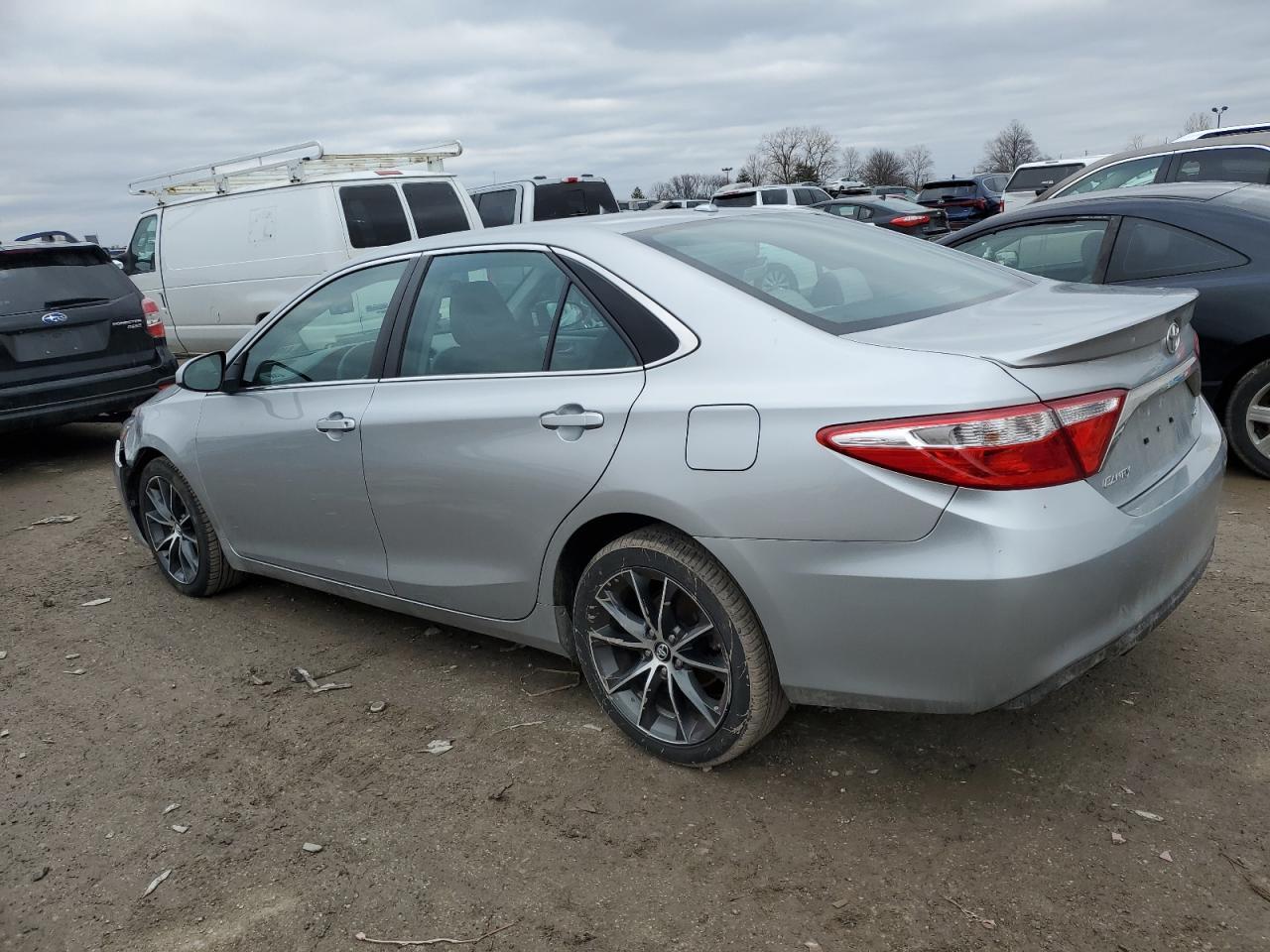 2017 TOYOTA CAMRY LE - Image 2