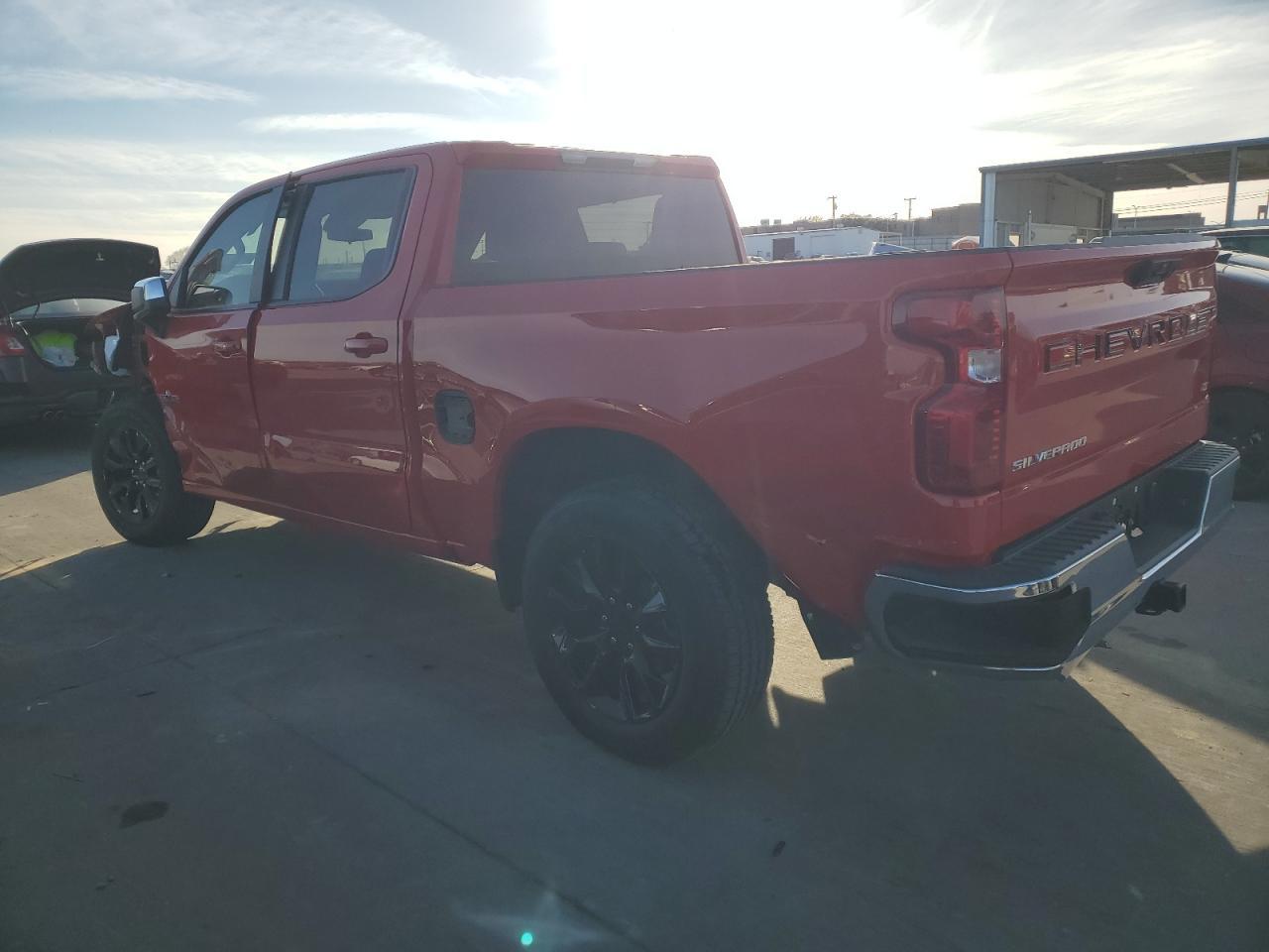 2023 CHEVROLET SILVERADO - Фото 2