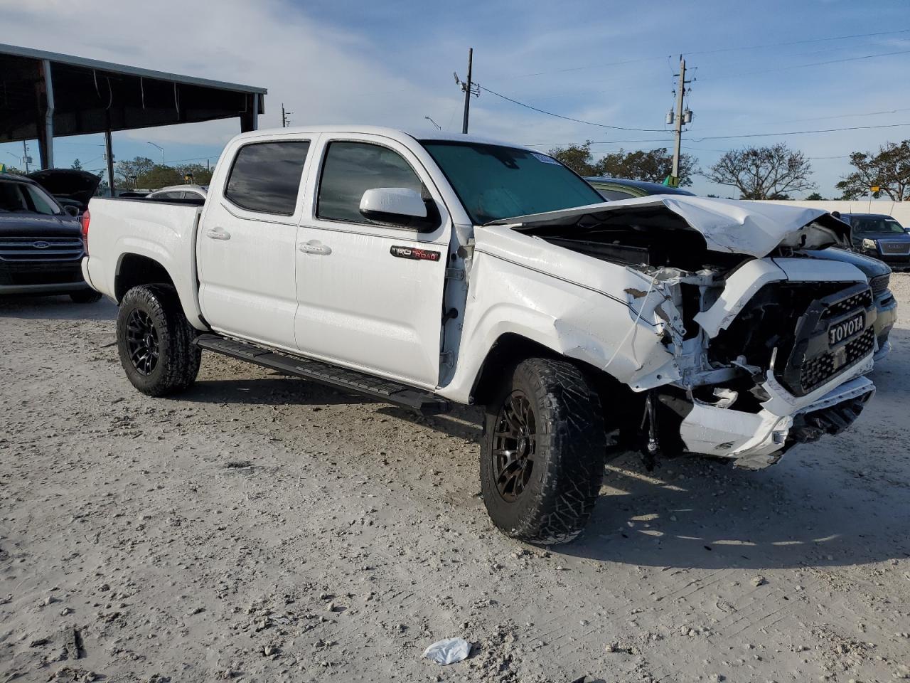 2020 TOYOTA TACOMA DOU - Image 4