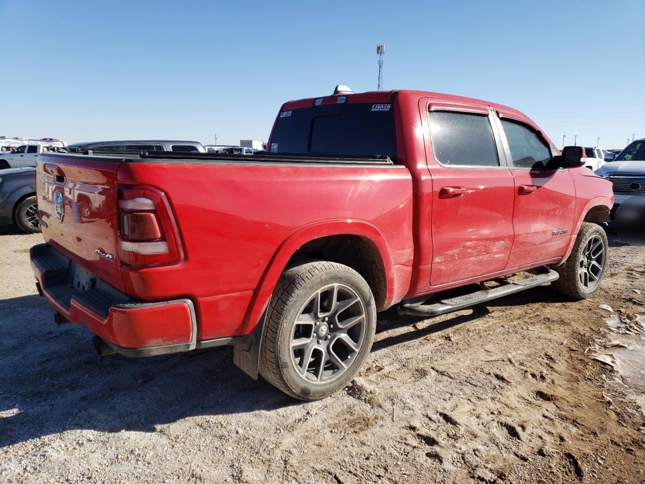 2019 RAM 1500 LARAM - Фото 3
