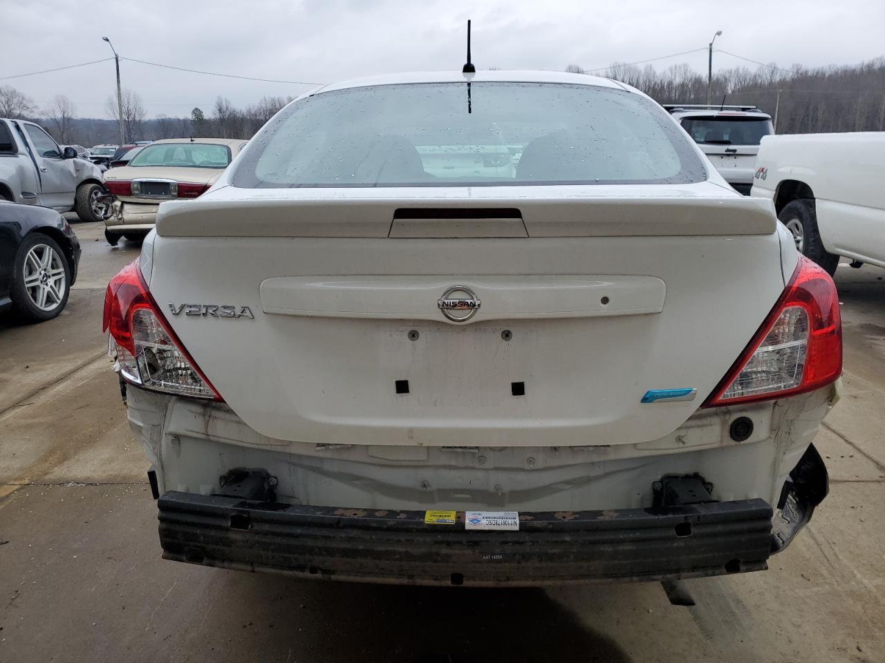 2016 NISSAN VERSA S - Фото 6