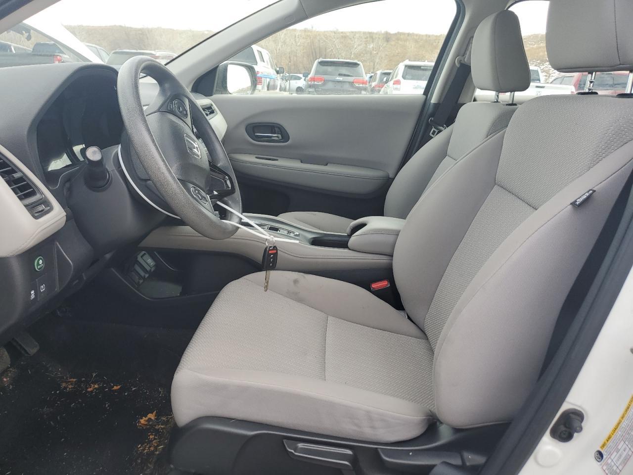 2018 HONDA HR-V LX - Image 7