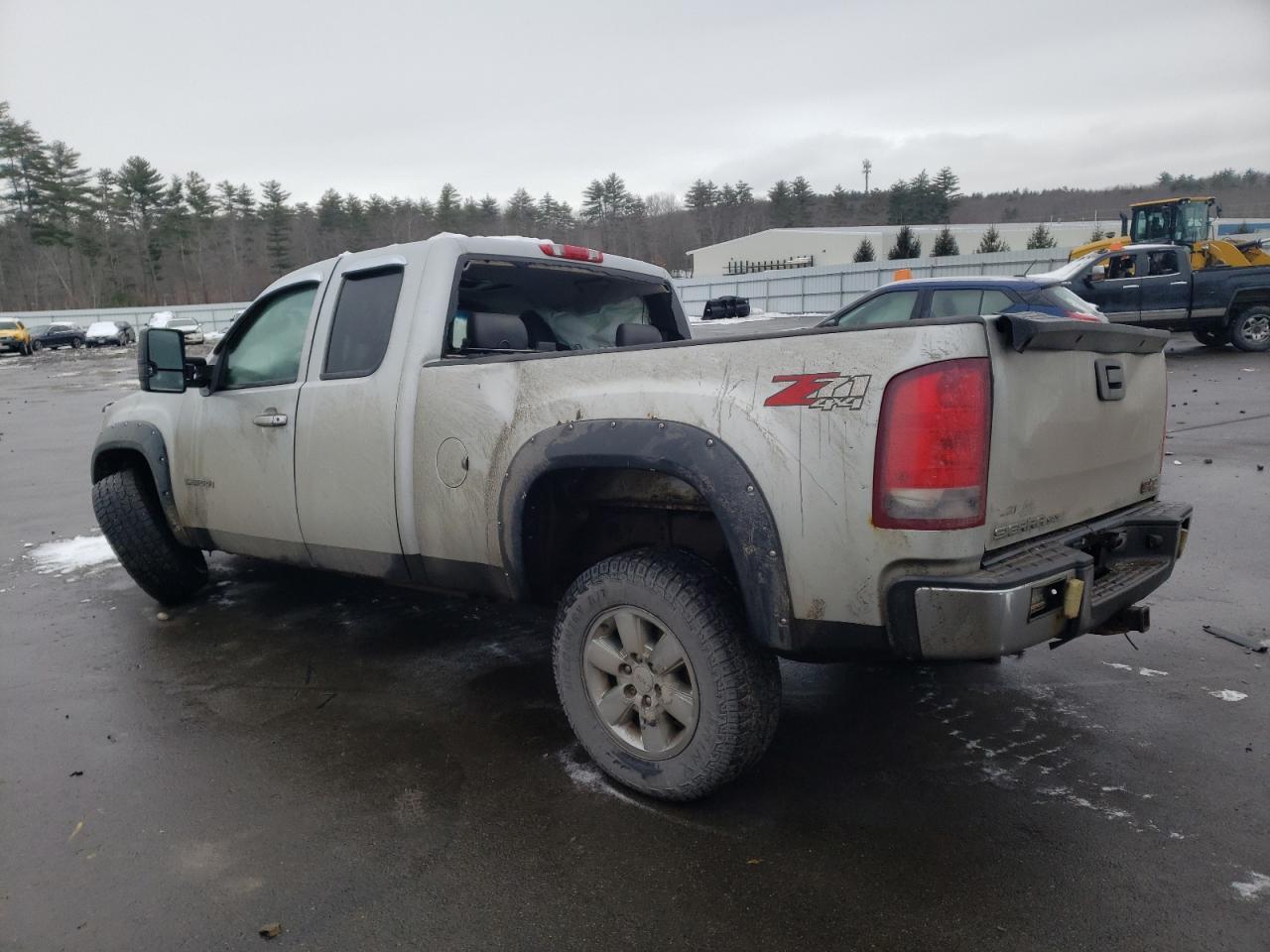2011 GMC SIERRA K15 - Image 2