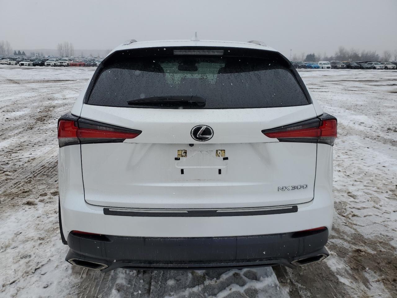 2020 LEXUS NX 300 - Фото 6