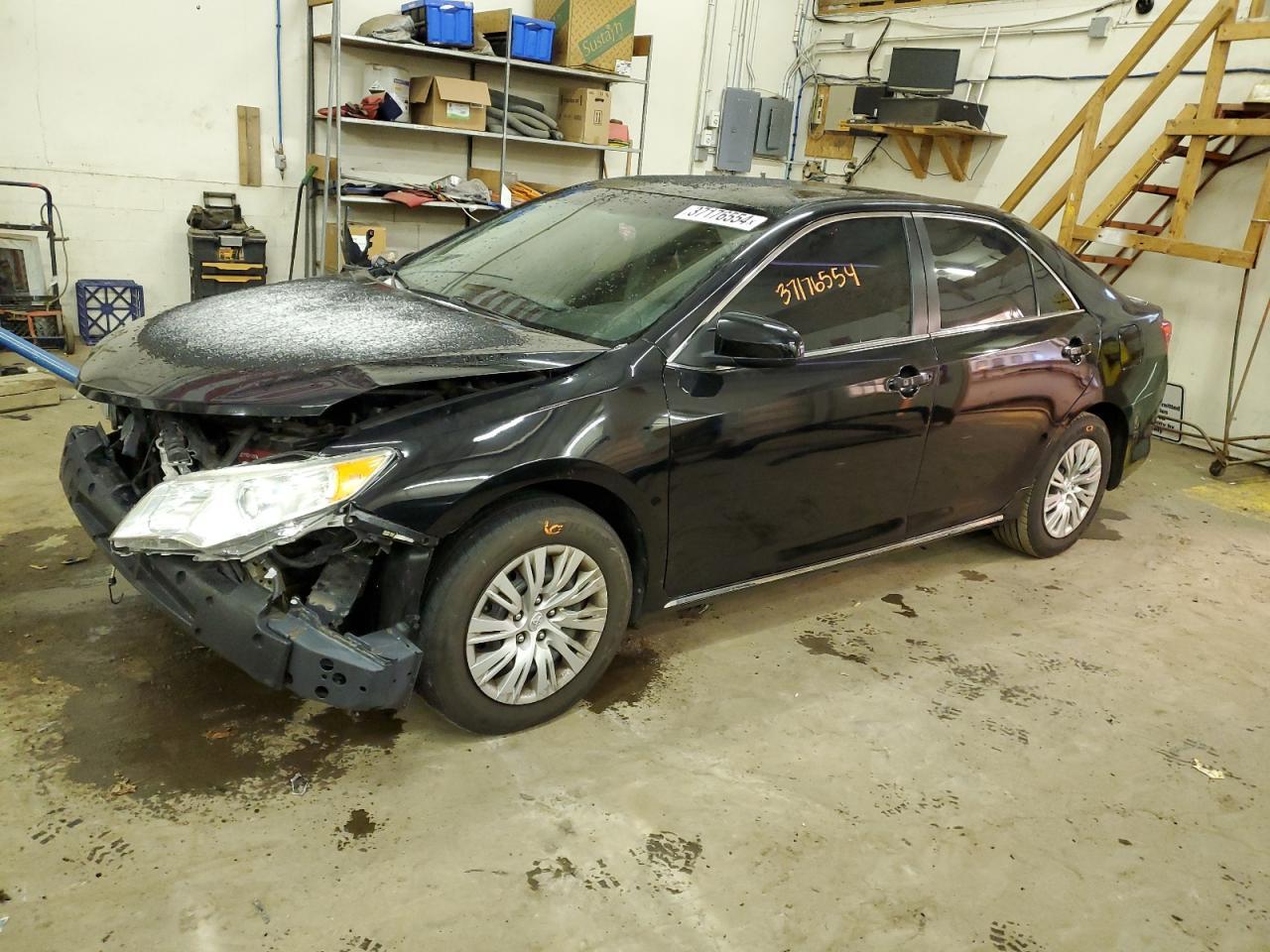 2014 TOYOTA CAMRY L