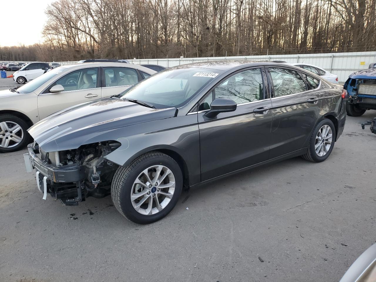 2020 FORD FUSION SE car image