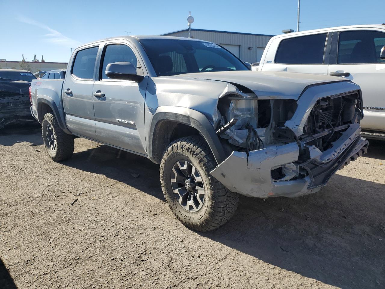 2019 TOYOTA TACOMA DOU - Фото 4