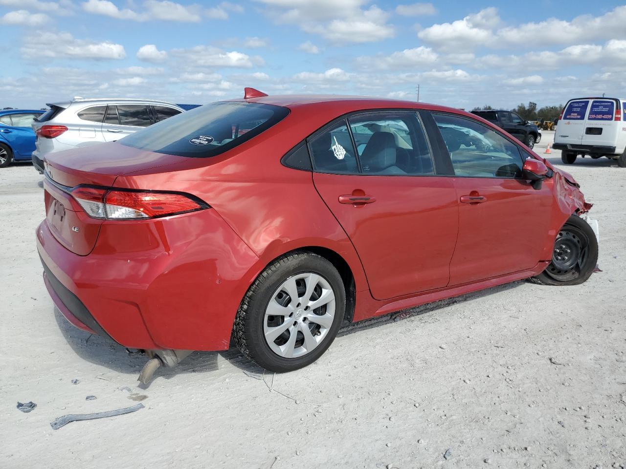 2020 TOYOTA COROLLA LE - Фото 3