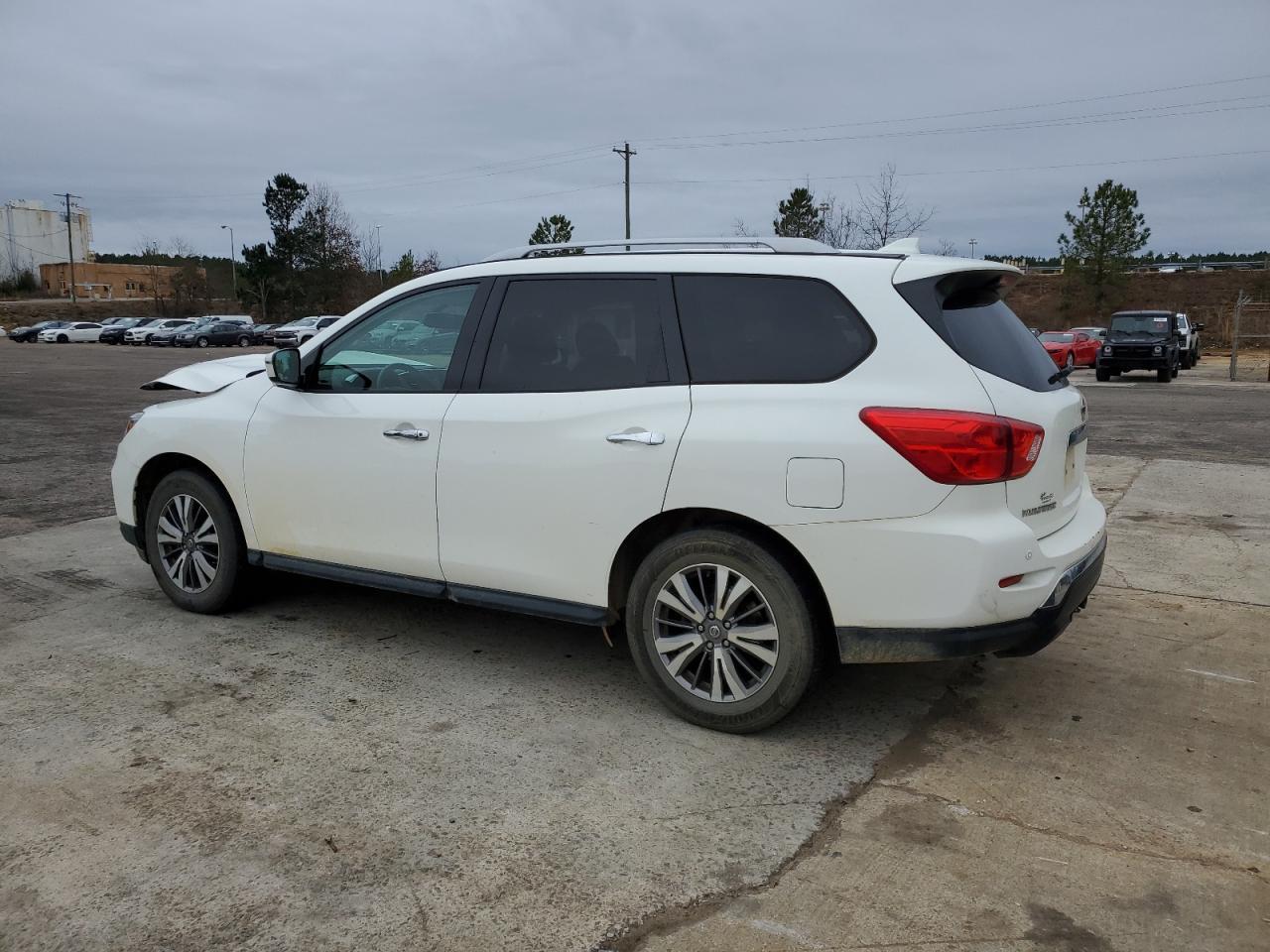 2019 NISSAN PATHFINDER - Фото 2