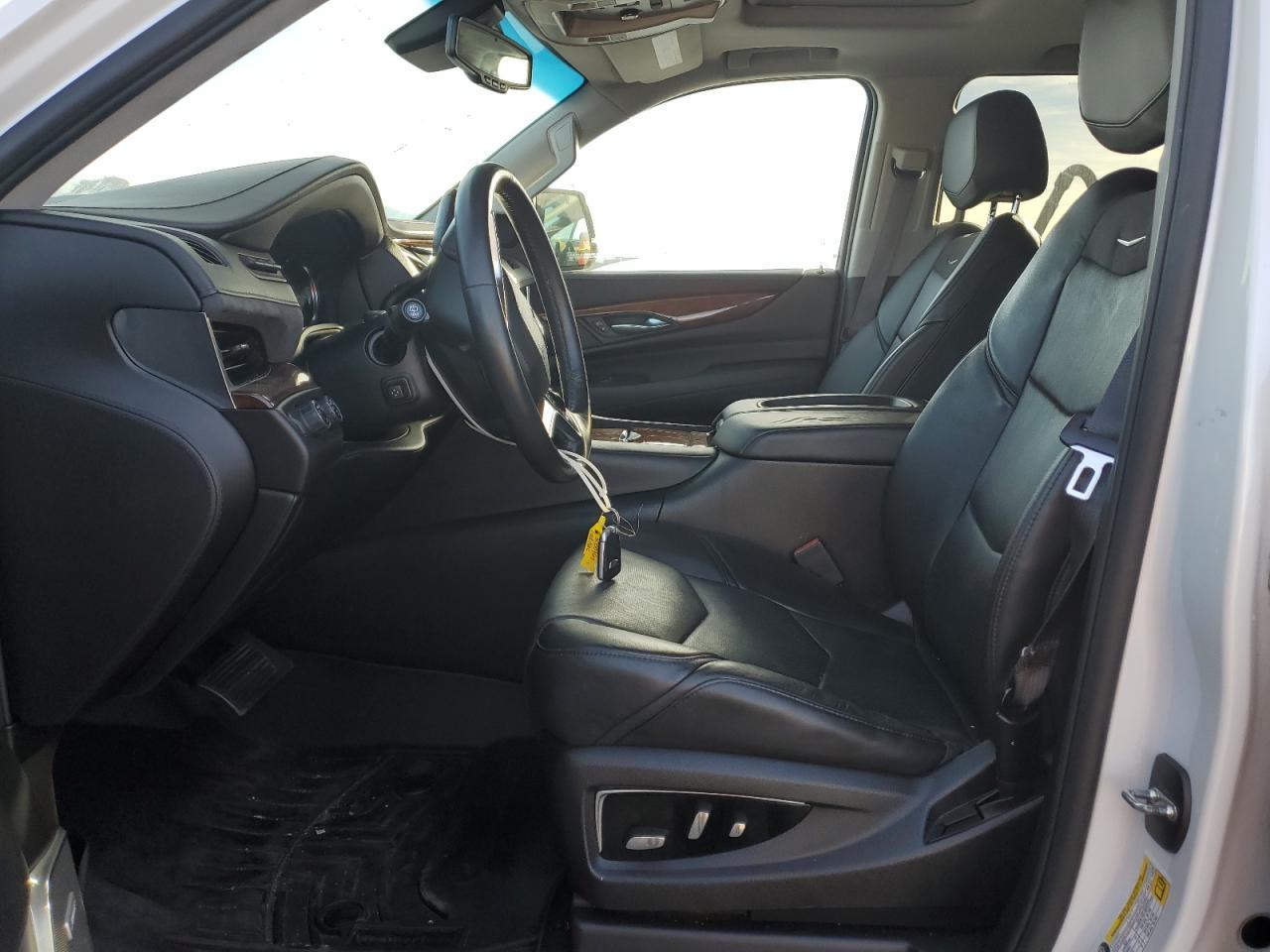 2016 CADILLAC ESCALADE P - Фото 7