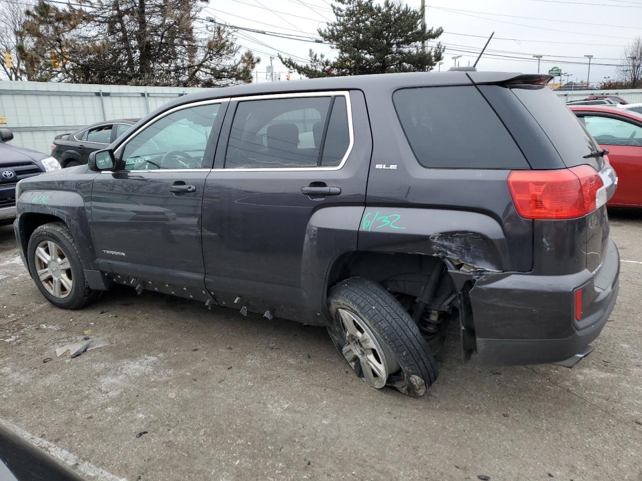 2016 GMC TERRAIN SL - Image 2
