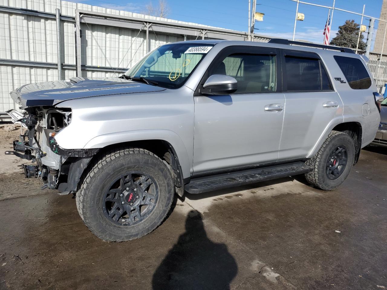 2019 TOYOTA 4RUNNER SR