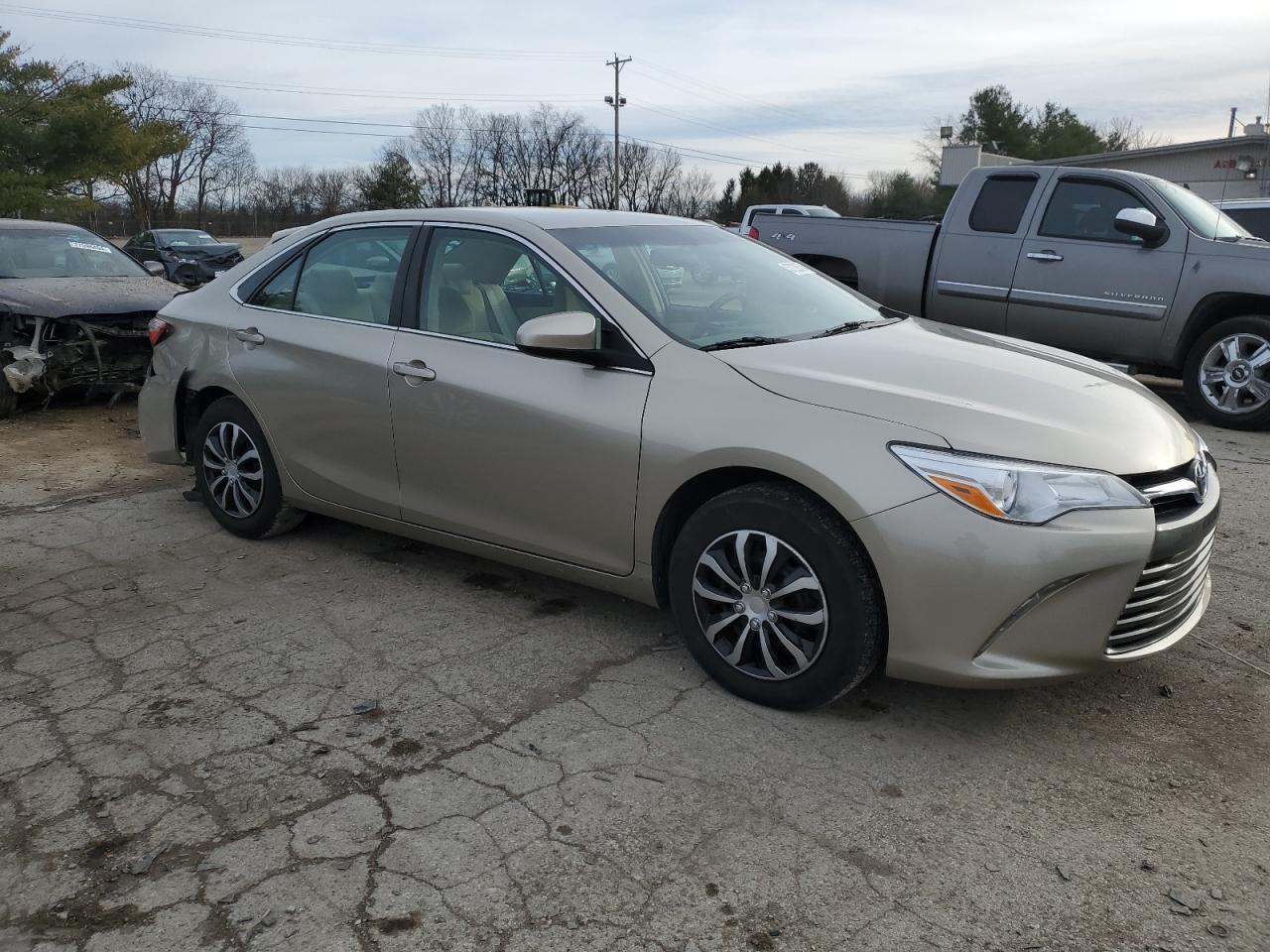 2017 TOYOTA CAMRY LE - Image 4