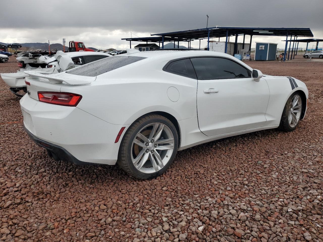 2016 CHEVROLET CAMARO SS - Image 3