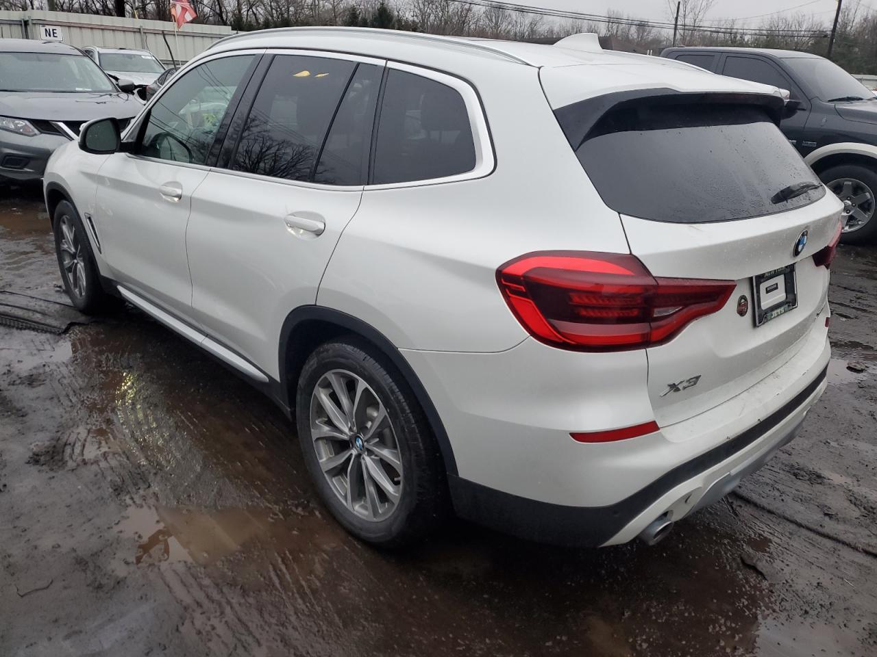 2019 BMW X3 XDRIVE3 - Image 2