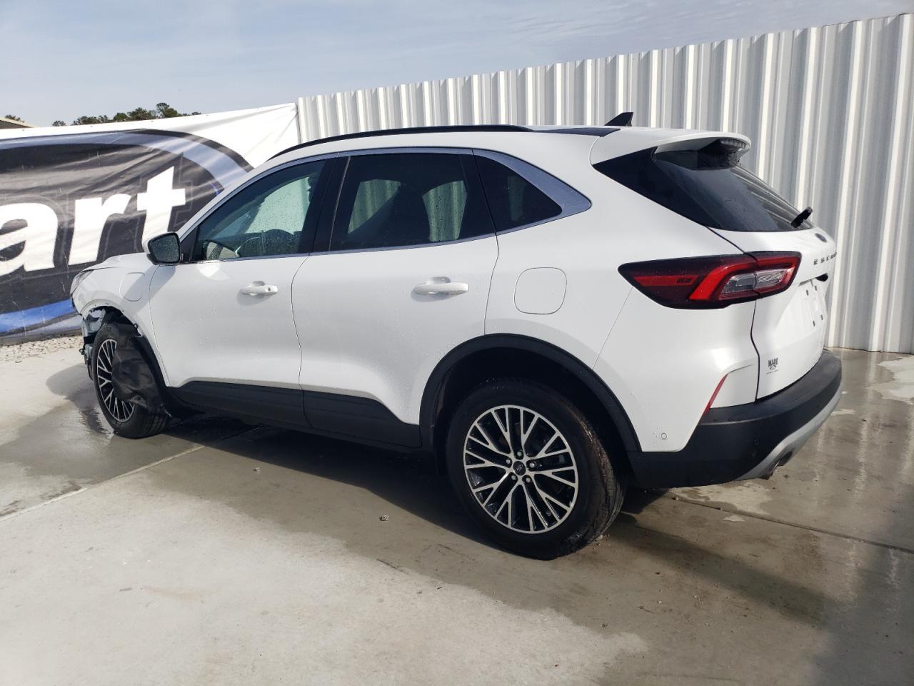 2023 FORD ESCAPE - Image 2