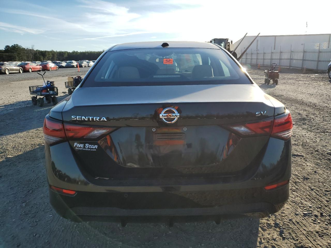 2020 NISSAN SENTRA SV - Фото 6