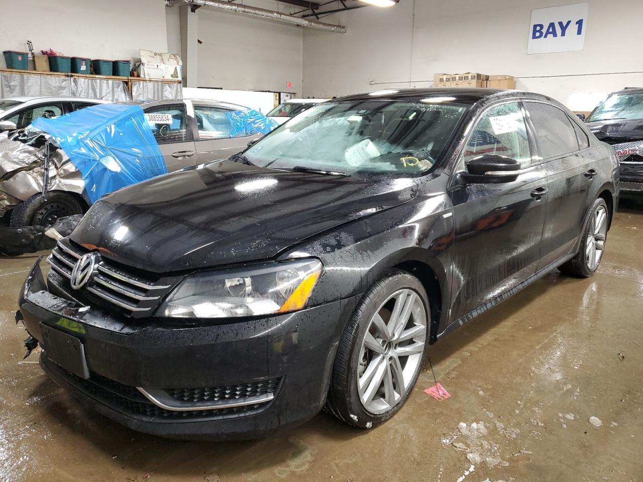 2015 VOLKSWAGEN PASSAT S