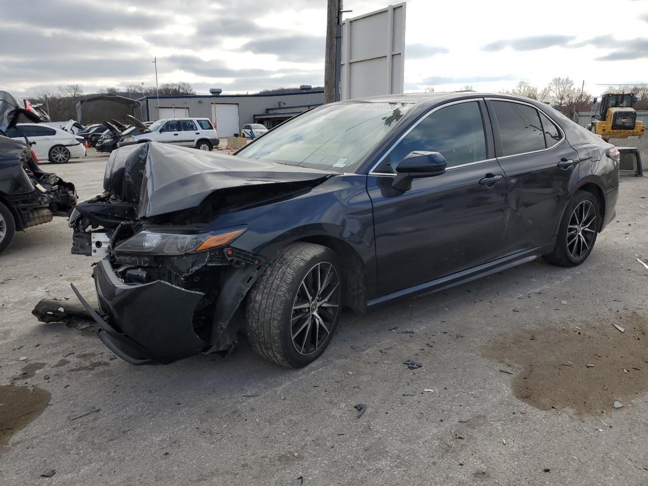 2021 TOYOTA CAMRY SE car image