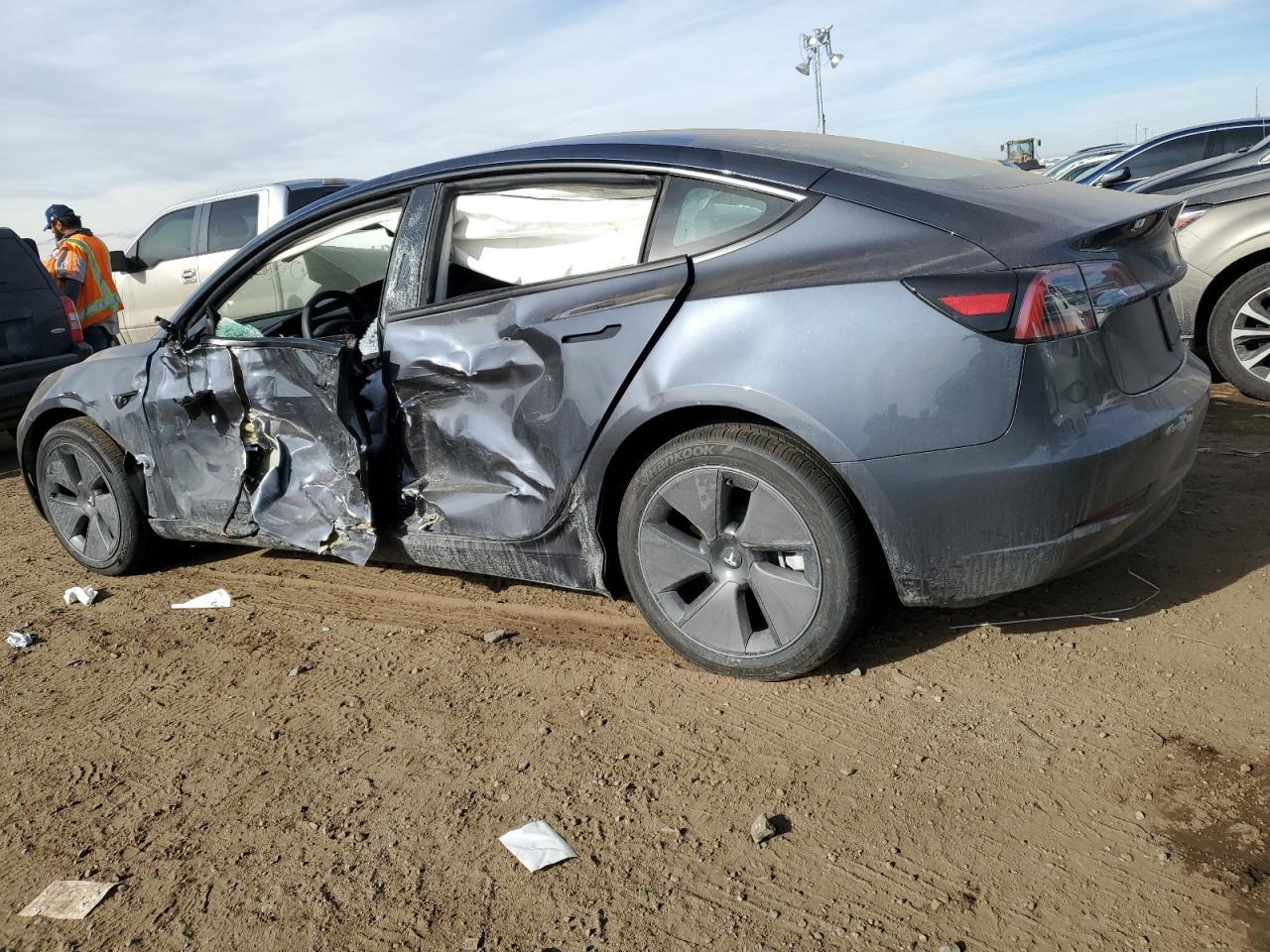 2023 TESLA MODEL 3 - Image 2