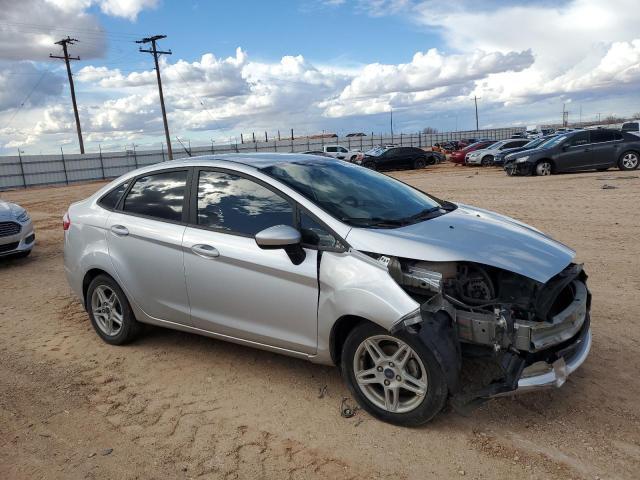 2019 Ford Fiesta Se - Image 4