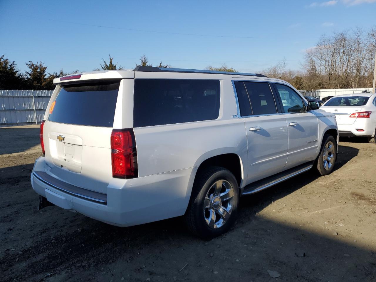 2016 CHEVROLET SUBURBAN K - Фото 3