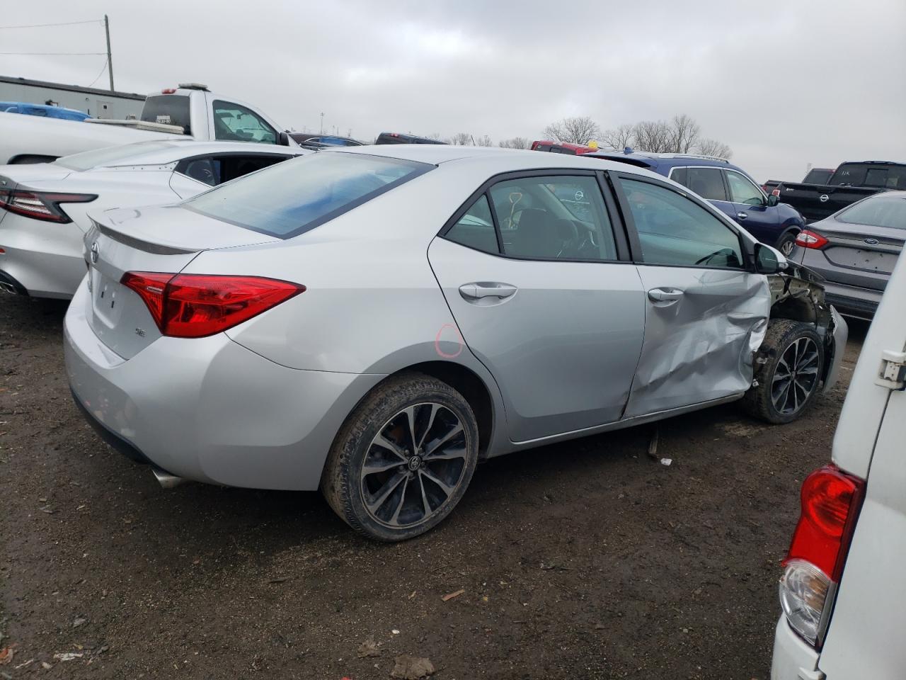 2018 TOYOTA COROLLA L - Image 3
