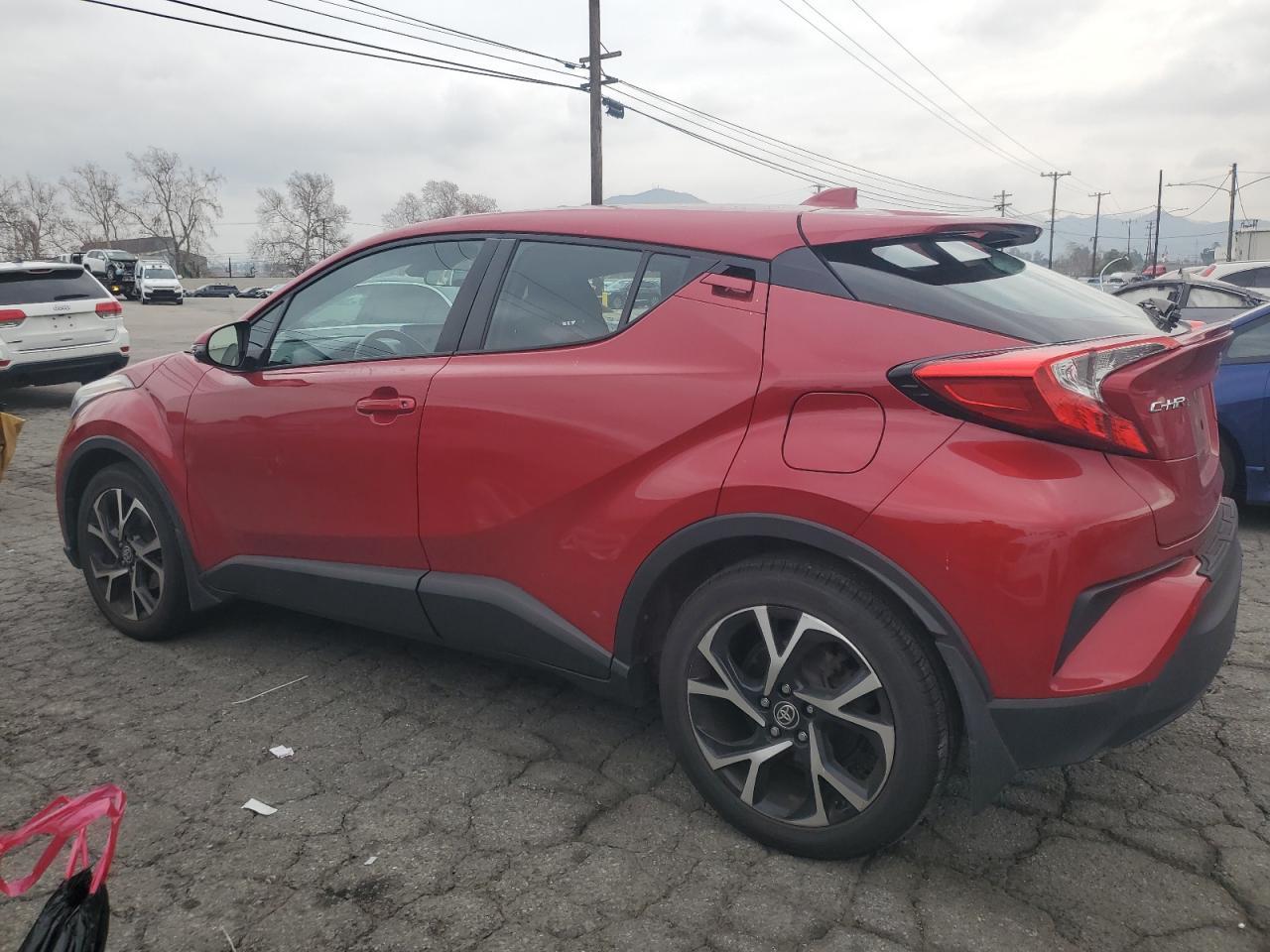 2021 TOYOTA C-HR XLE - Image 2