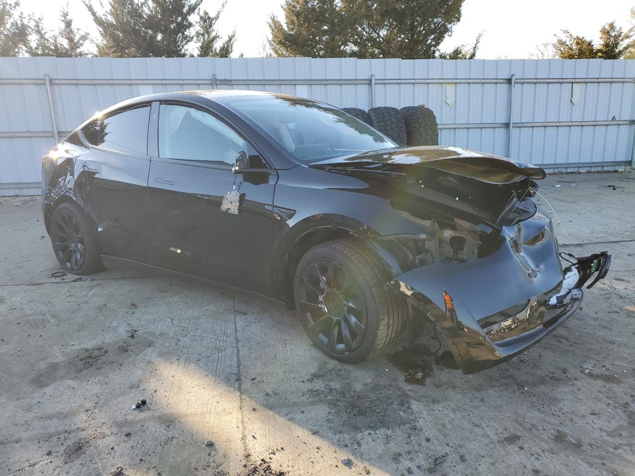 2023 TESLA MODEL Y - Image 4