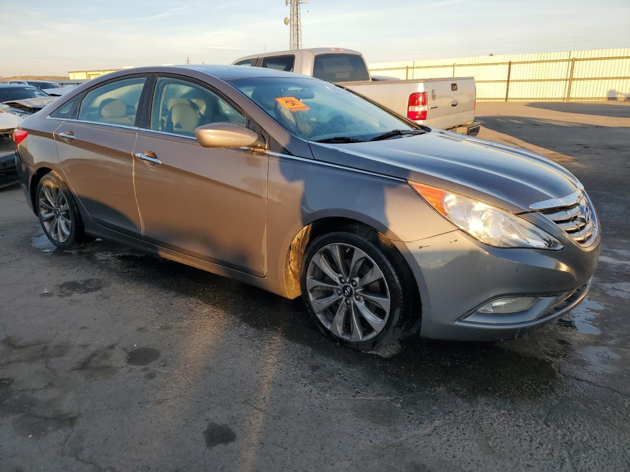 2011 HYUNDAI SONATA SE - Image 4