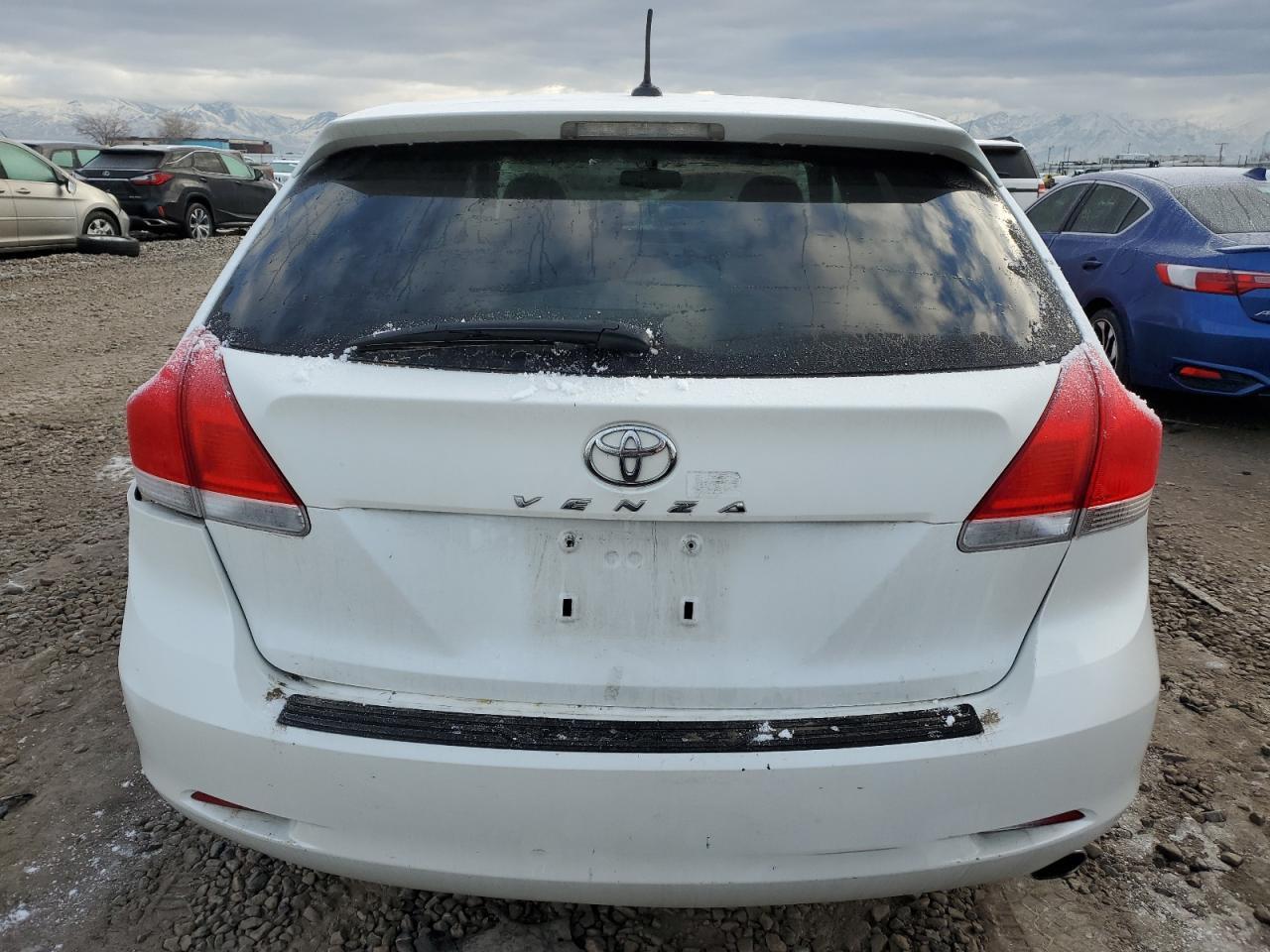 2011 TOYOTA VENZA - Фото 6
