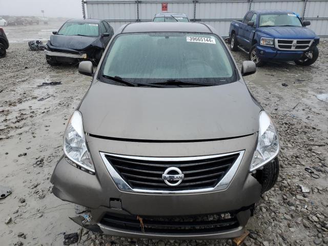 2014 Nissan Versa S - Фото 5