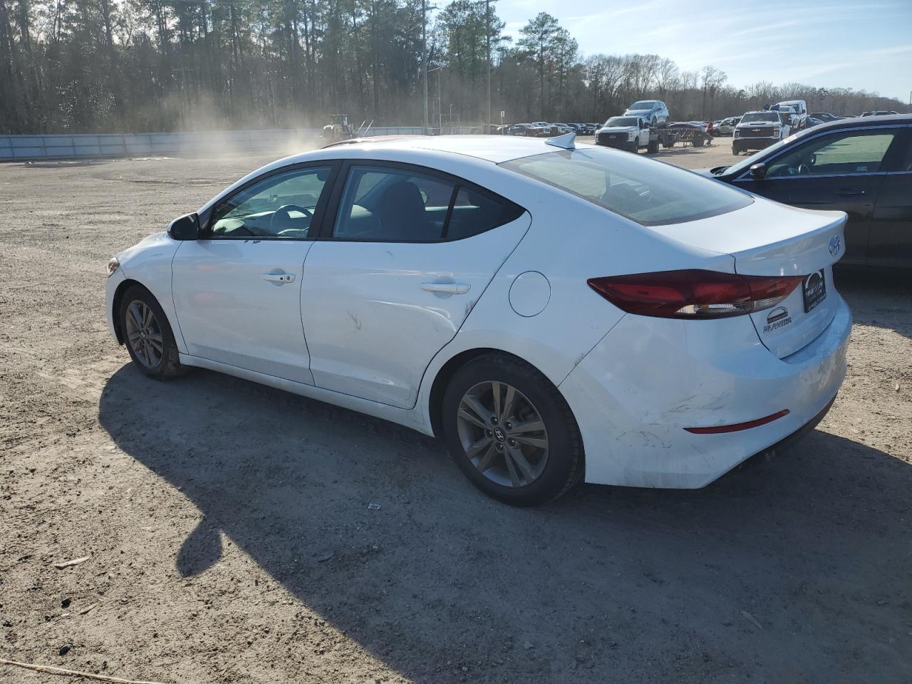2018 HYUNDAI ELANTRA SE - Image 2