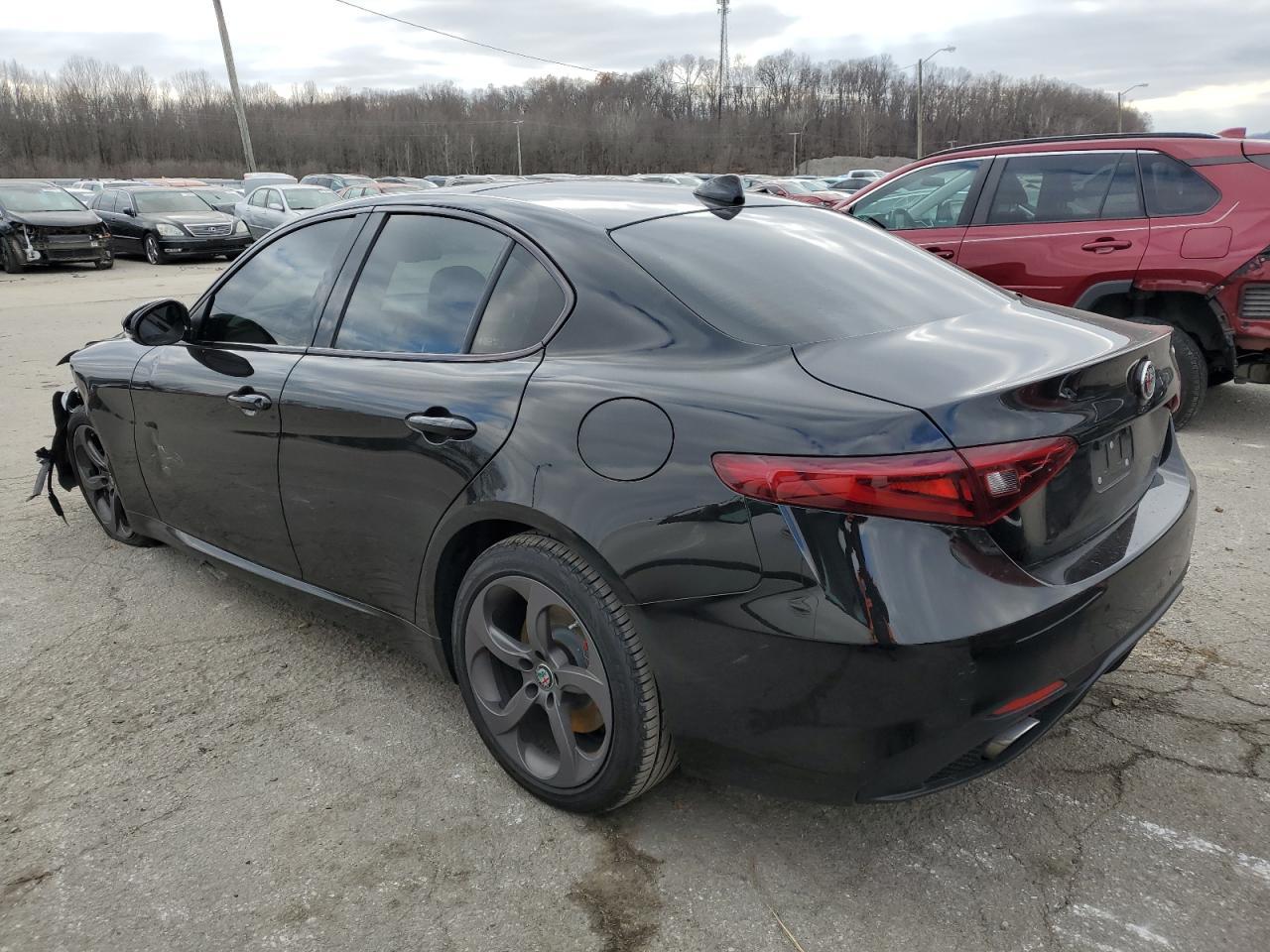 2017 ALFA ROMEO GIULIA - Фото 2