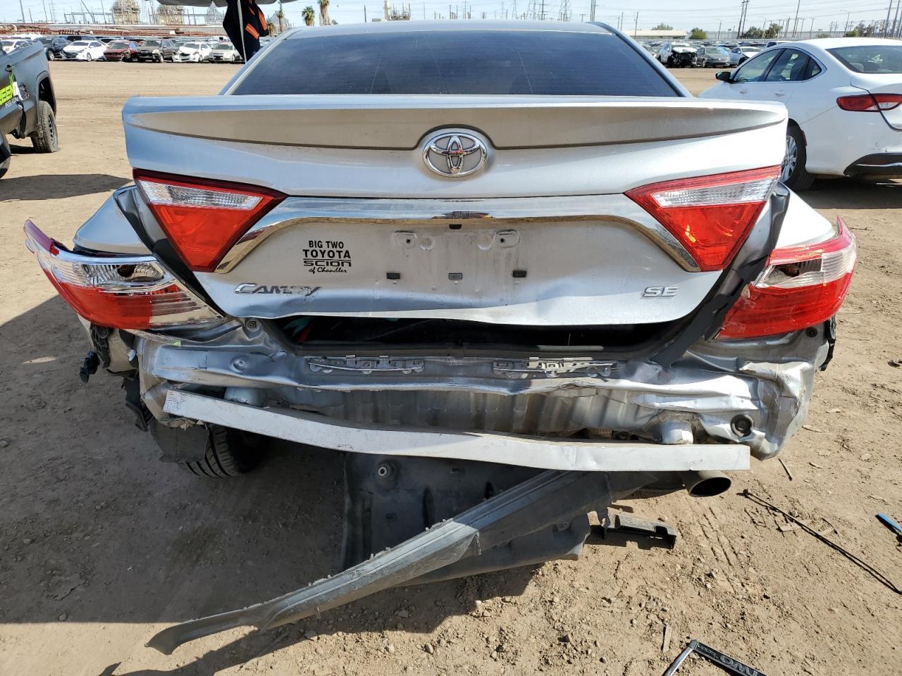 2016 TOYOTA CAMRY LE - Фото 6