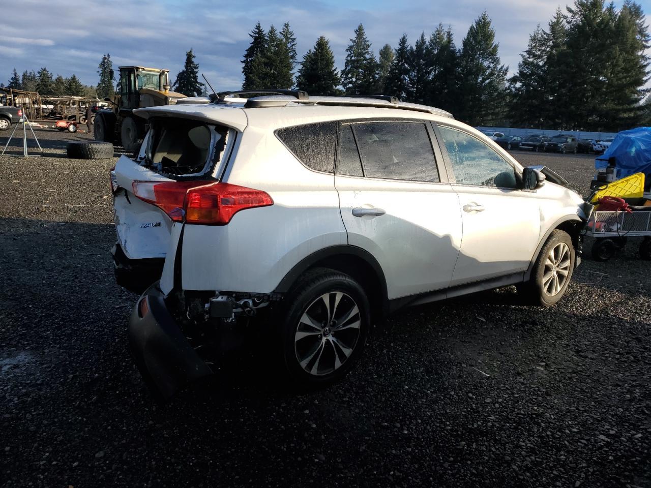 2015 TOYOTA RAV4 LIMIT - Фото 3