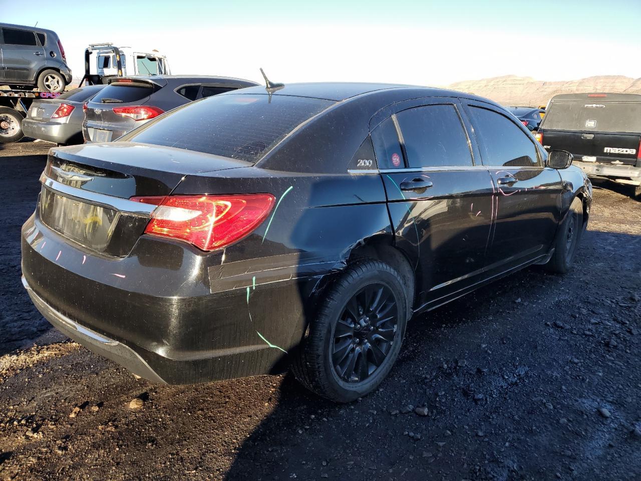 2013 CHRYSLER 200 LX - Фото 3
