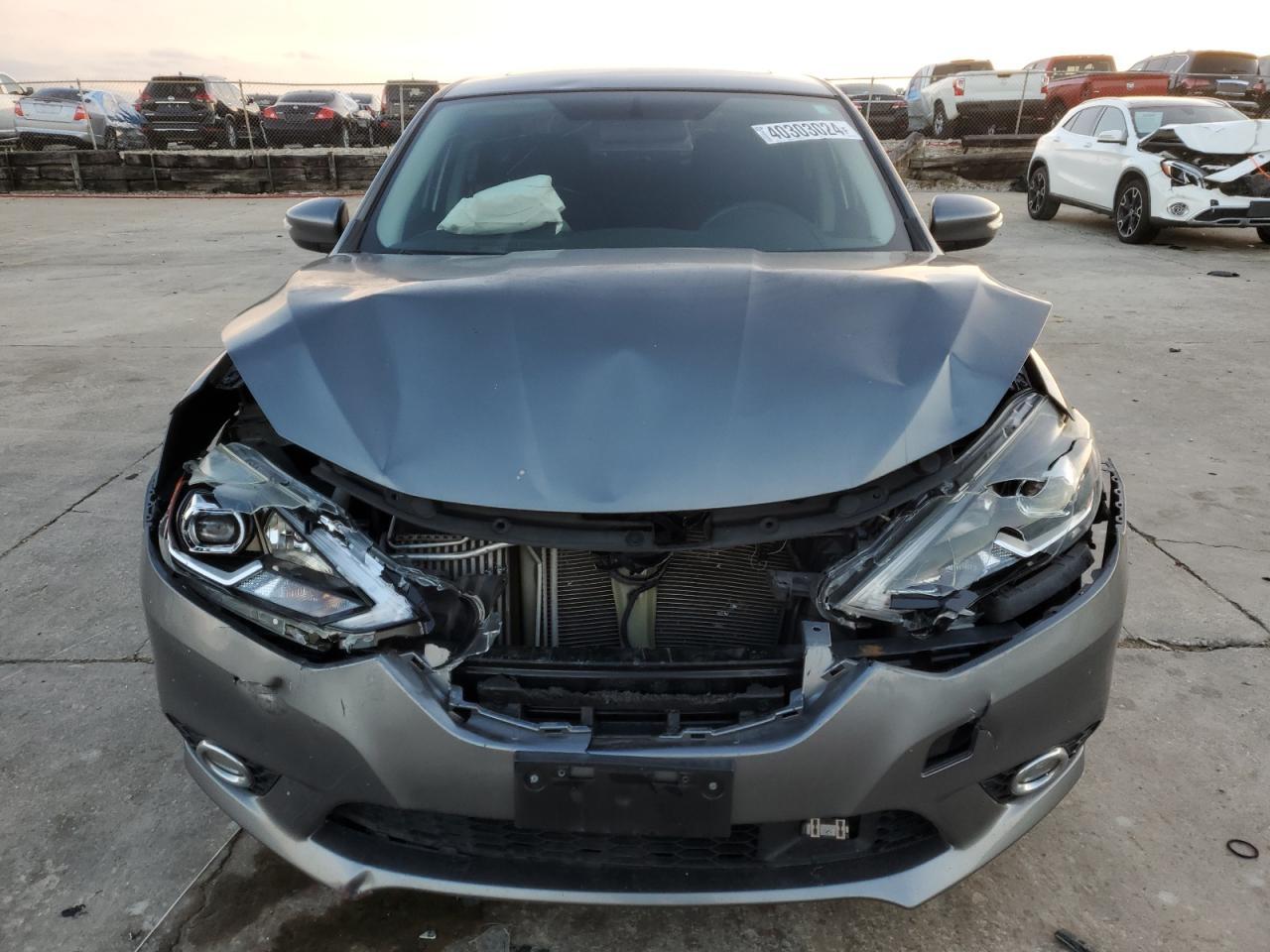 2018 NISSAN SENTRA SR - Image 5