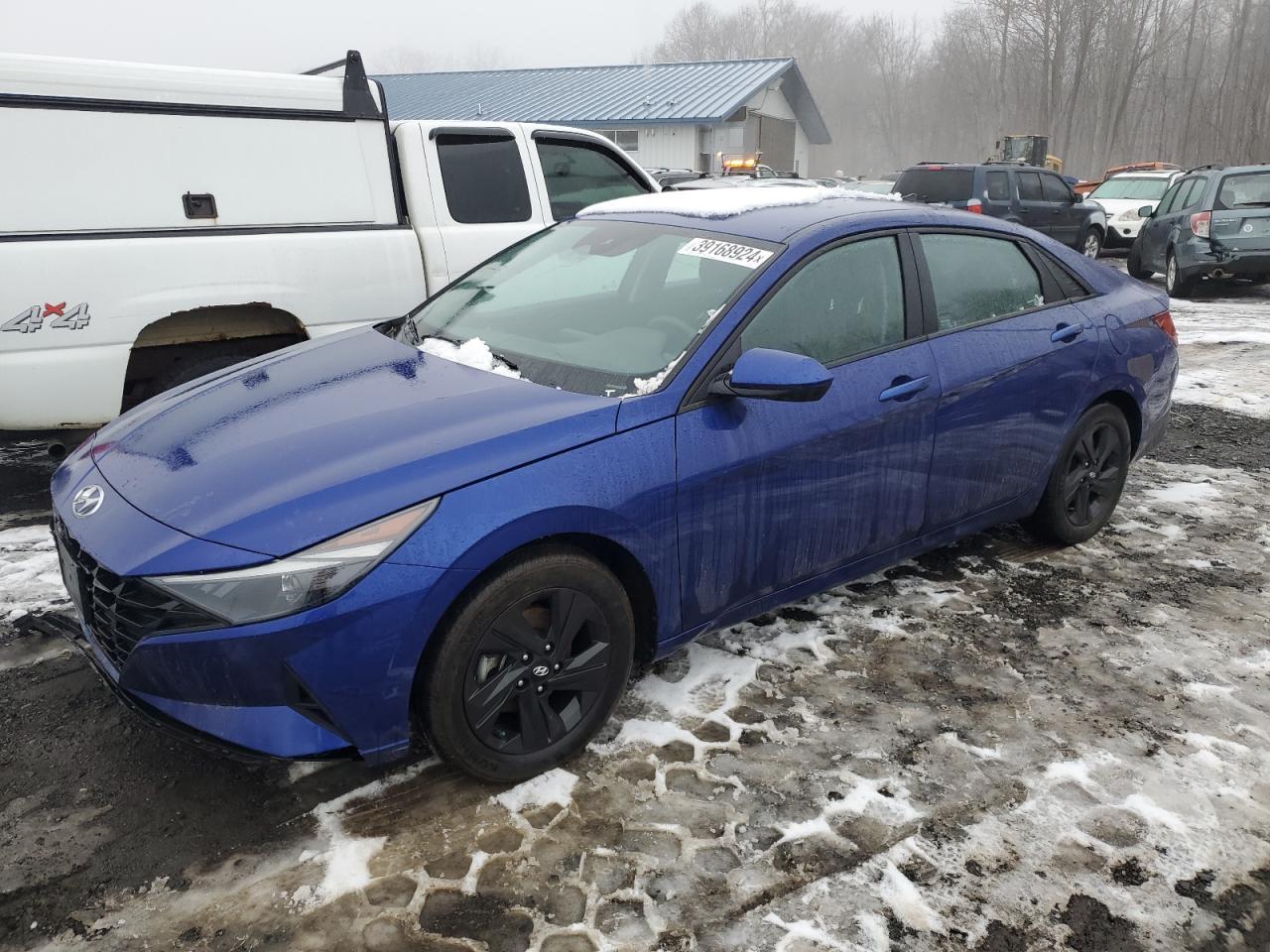 2023 HYUNDAI ELANTRA SE