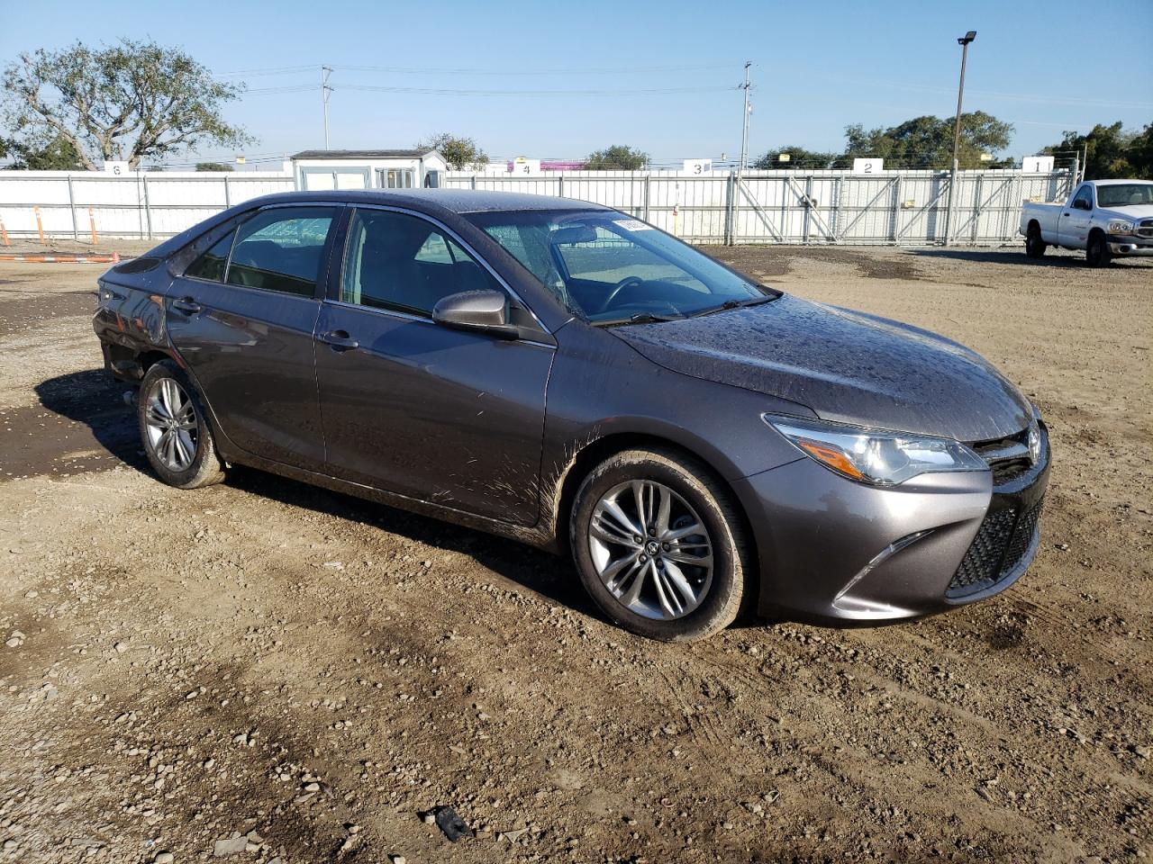 2016 TOYOTA CAMRY LE X - Фото 4