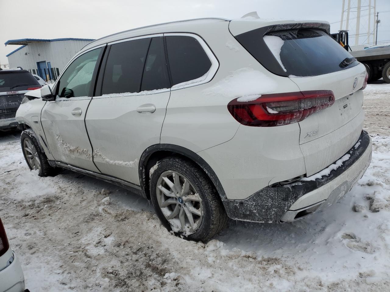 2022 BMW X5 XDRIVE4 - Image 2