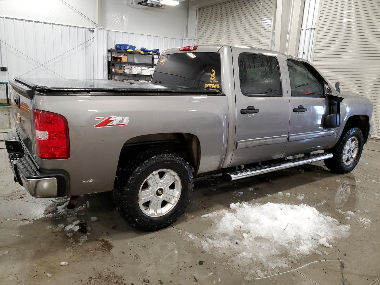 2013 CHEVROLET SILVERADO - Image 3