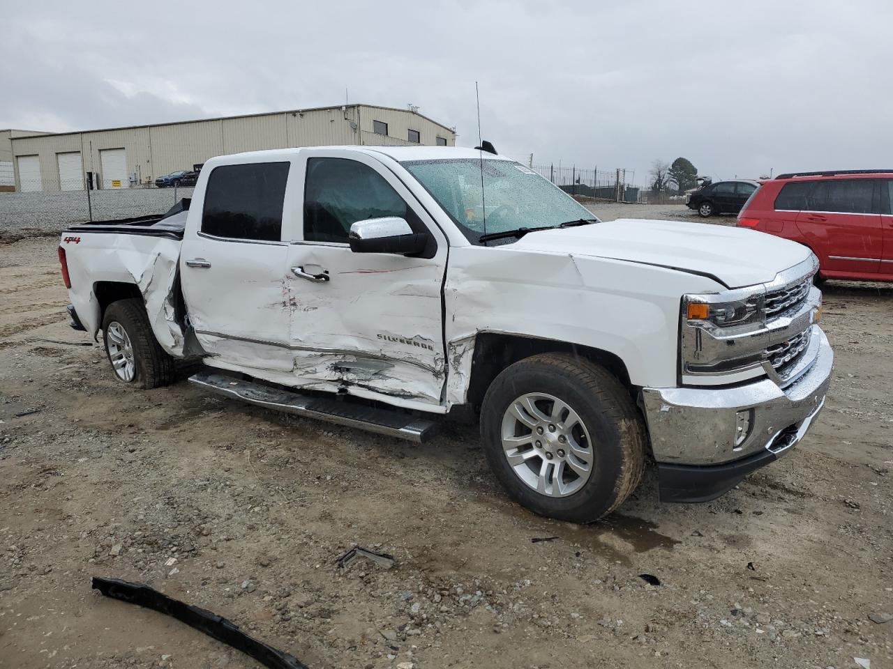 2018 CHEVROLET SILVERADO - Фото 4