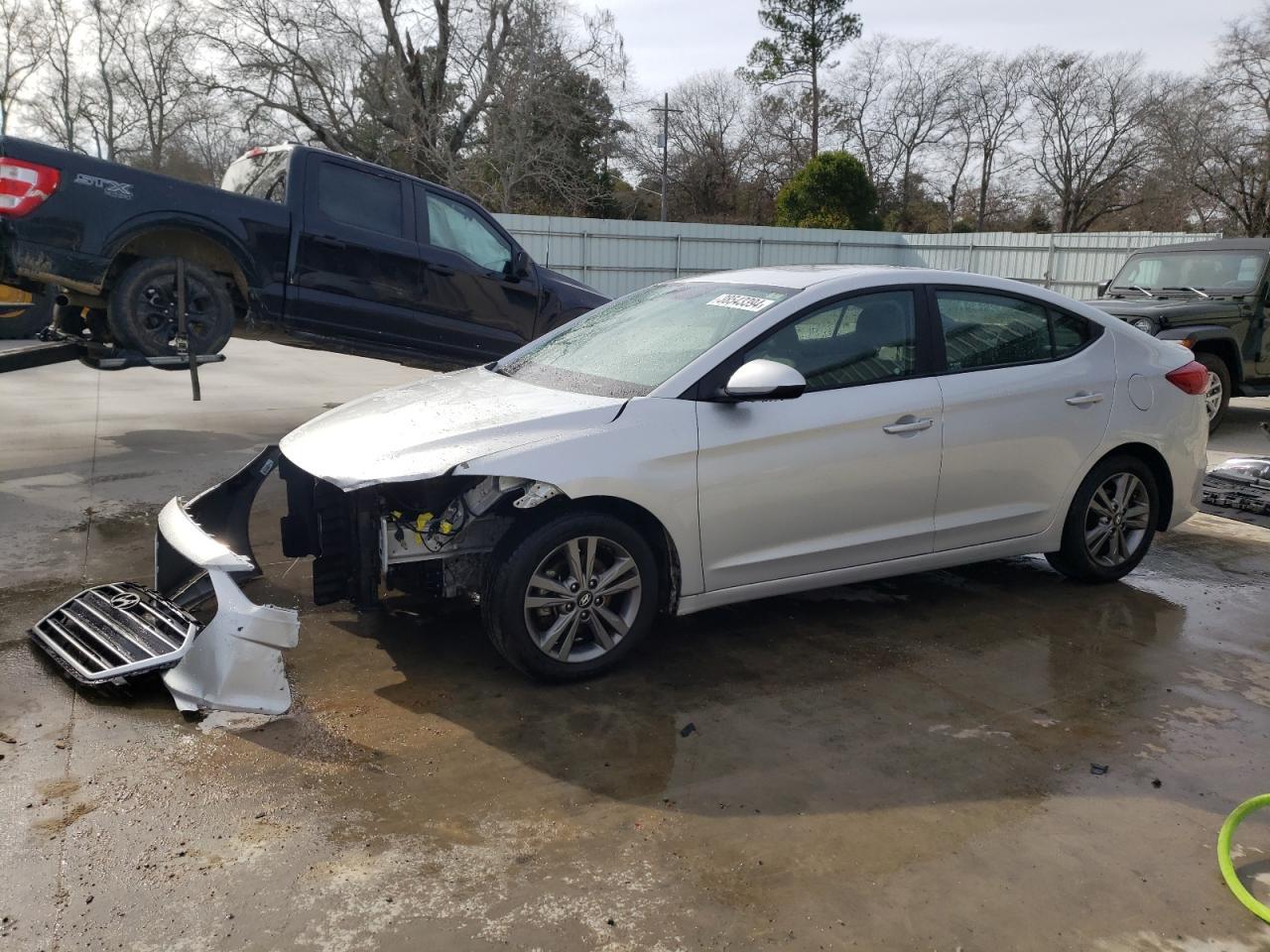 2018 HYUNDAI ELANTRA SE