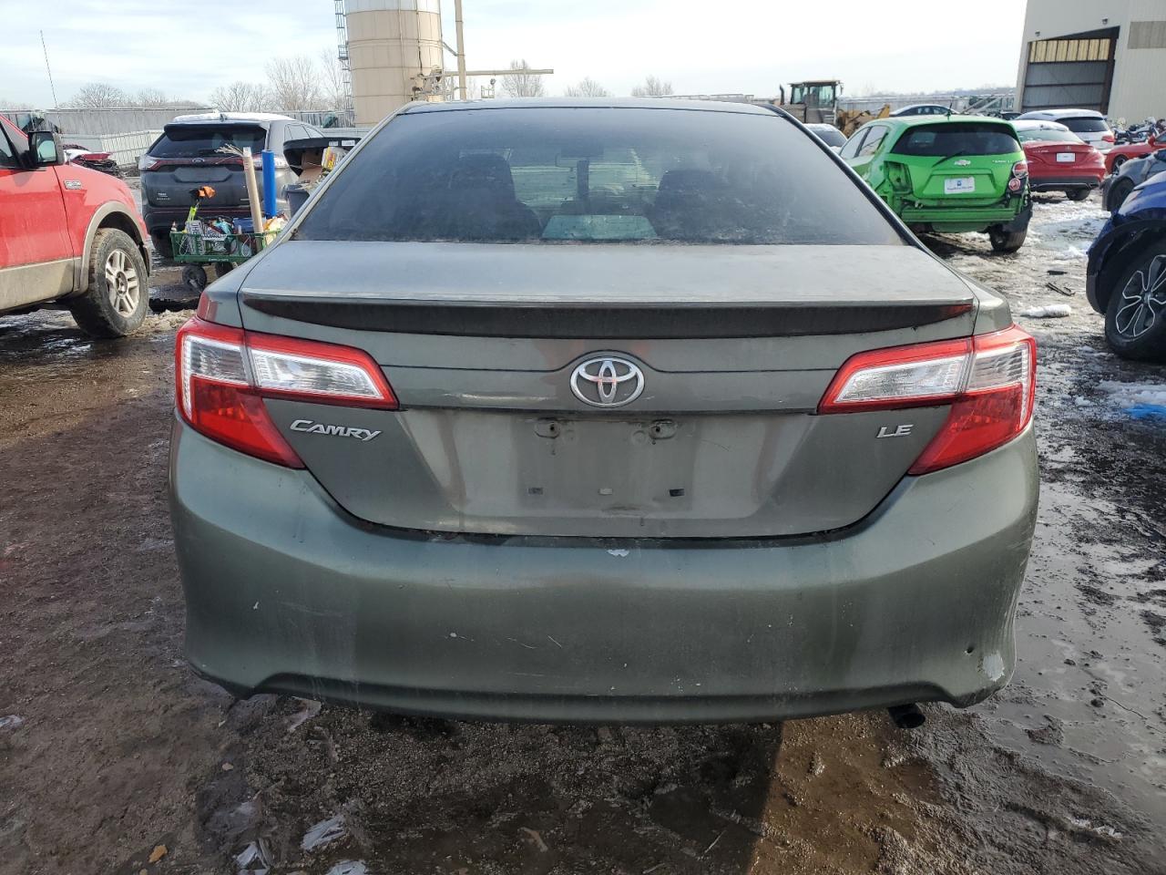 2013 TOYOTA CAMRY L - Фото 6