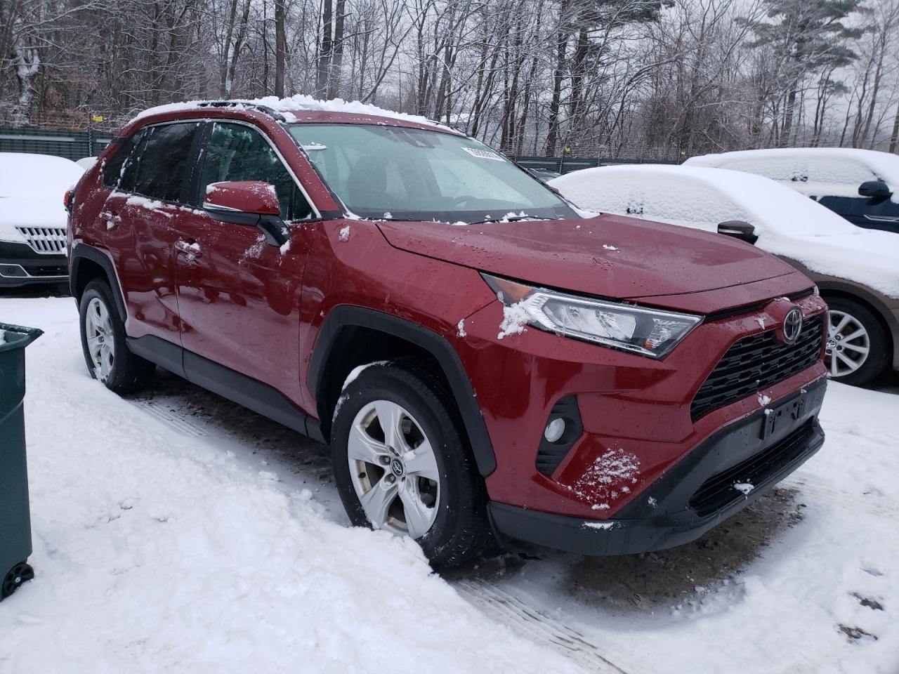 2020 TOYOTA RAV4 XLE - Фото 4
